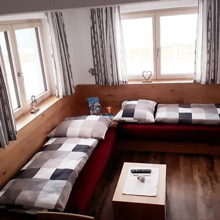 Apartamento Ferienwohnung Dornauer